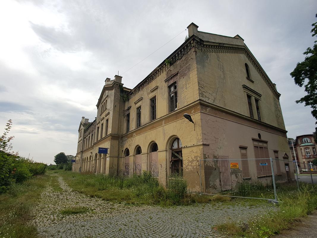 Głubczyce, dworzec kolejowy (5).jpg