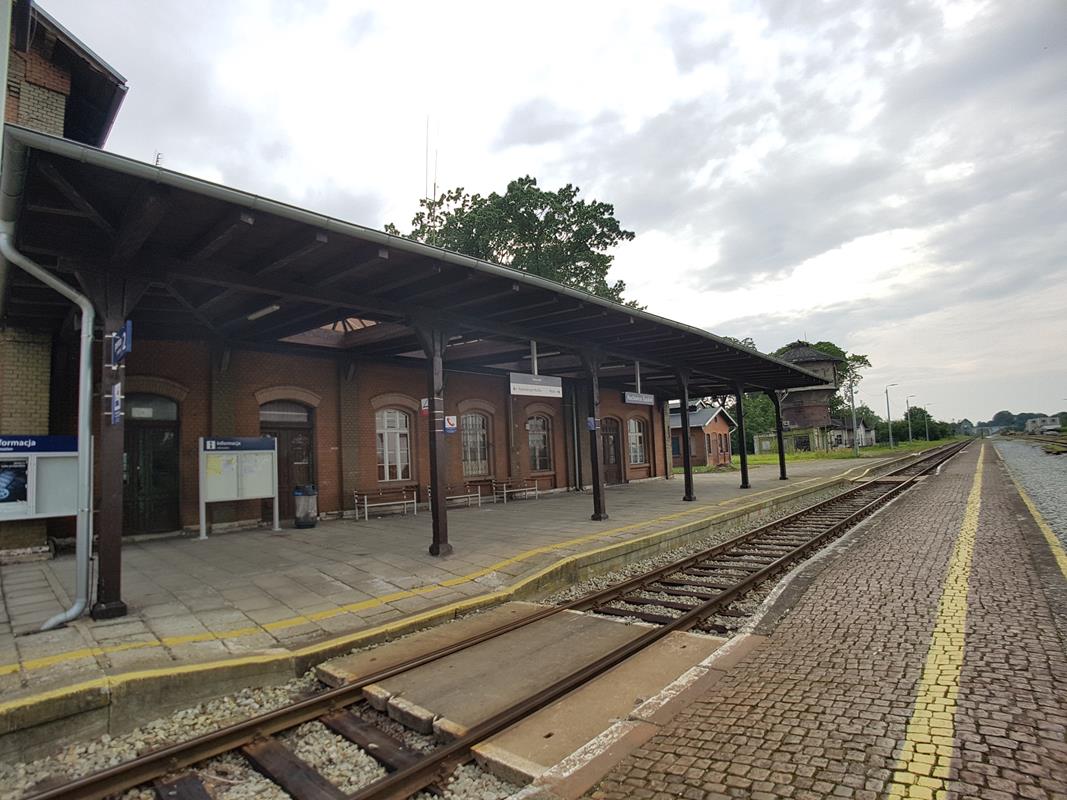 Raclawice Sl. dworzec kolejowy (5).jpg
