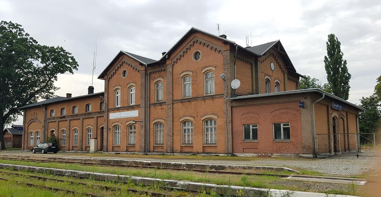 Raclawice Sl. dworzec kolejowy (11).jpg