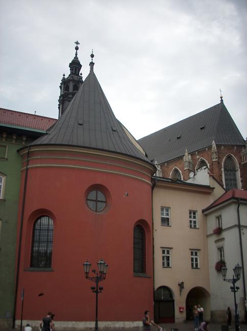 2. Kraków - kościół św. Barbary - widok z Małego Rynku.JPG
