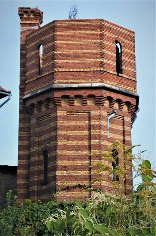 Kolejowa wieża cisnień II (1).JPG