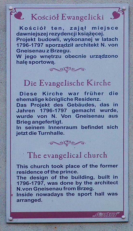 Ziębice (niem. Münsterberg) – tablica na kościele.JPG