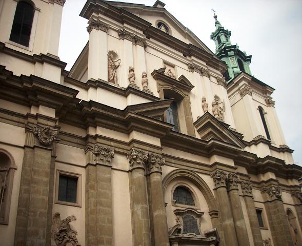 Św. Anna w Krakowie - 8 - widok z wejścia od Pant.JPG