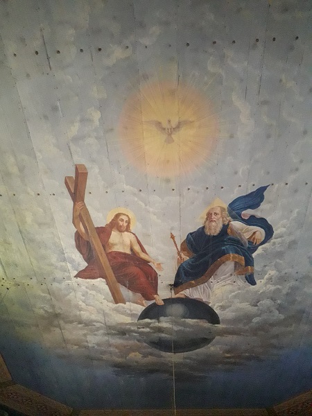 Nowica cerkiew dekoracja stropu.jpg