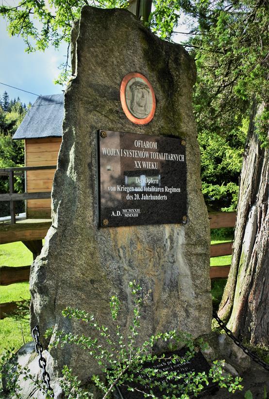 Pomnik z I Wojny Światowej (2).JPG