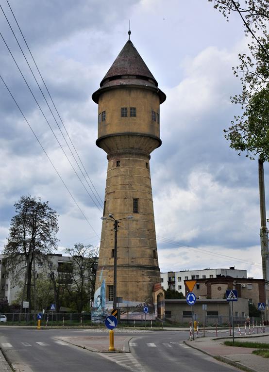 Wieża ciśnień w Namyłowie (1).JPG