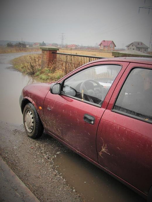 Górą droga taka sobie.JPG