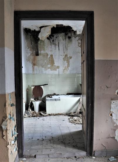 Kamieniec Ząbkowicki, dawny szpital - wnętrza (17).JPG