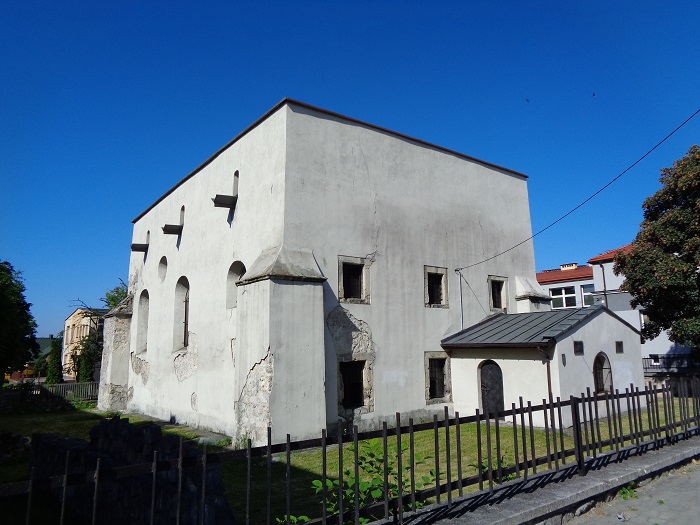 Pinczow synagoga widok ogolny.JPG
