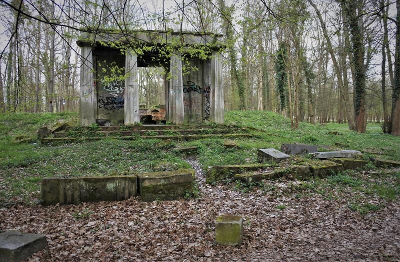 Ruiny mauzoleum (8).JPG