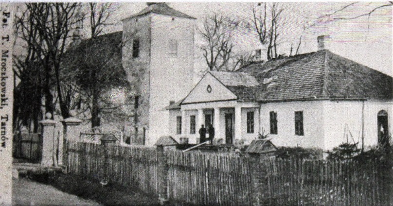 Kosciol i plebania w Gdowie przed 1905 r..JPG