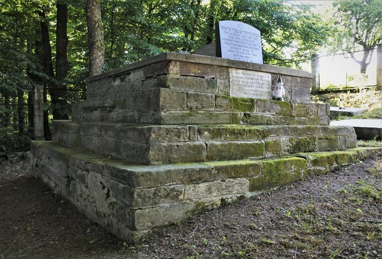 Biecz - cmentarz żydowski (20).JPG