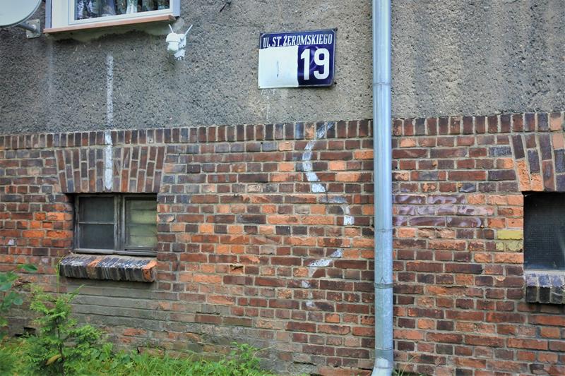 Ulica Stefana Żeromskiego 19, sierpień 2021 (1).JPG