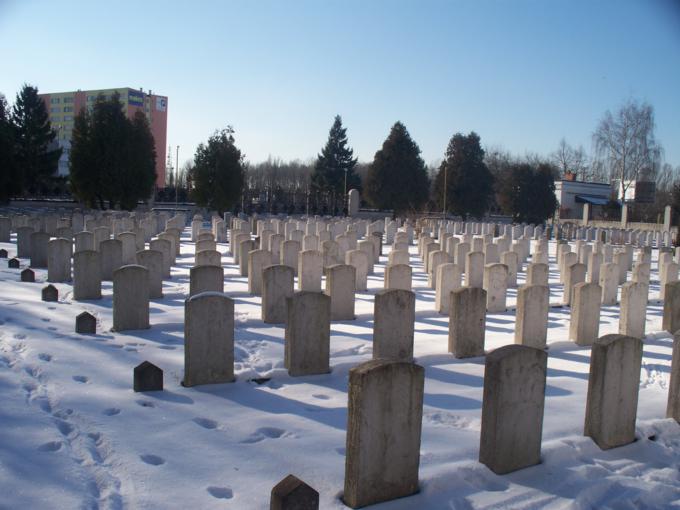 Cmentarz żołnierzy włoskich (18).JPG