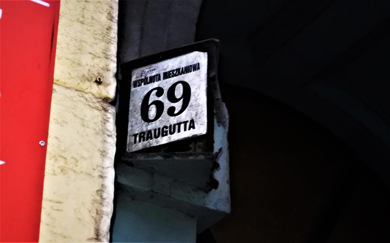 Ulica Romualda Traugutta 69 (6).JPG