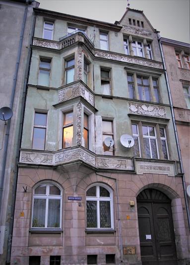 Ulica Wojciecha Cybulskiego 39 (1).JPG