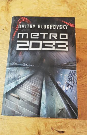 Metro 2033 (1).jpg