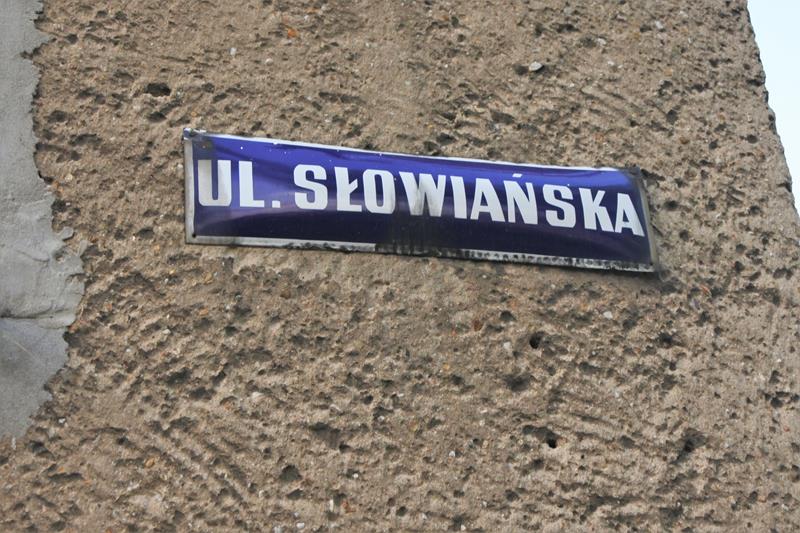 Ulica Jaroslawa Dąbrowskiego, róg ze Słowiańską (7).JPG