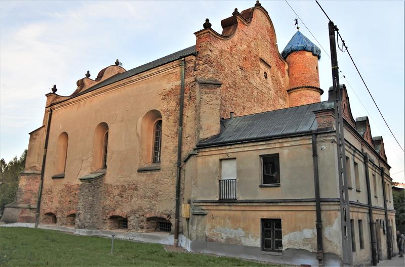 Lesko - synagoga (5).JPG