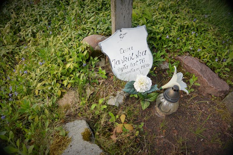 Błonie - cmentarz mariawicki (6).JPG