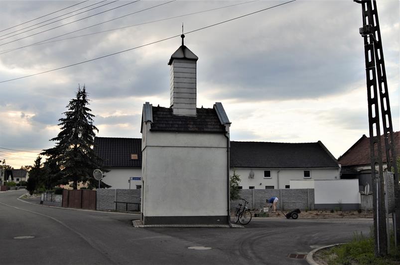 Dobieszowice - dzwonnica (2).JPG