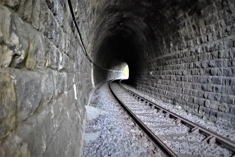 Tunel kolejowy (9).JPG