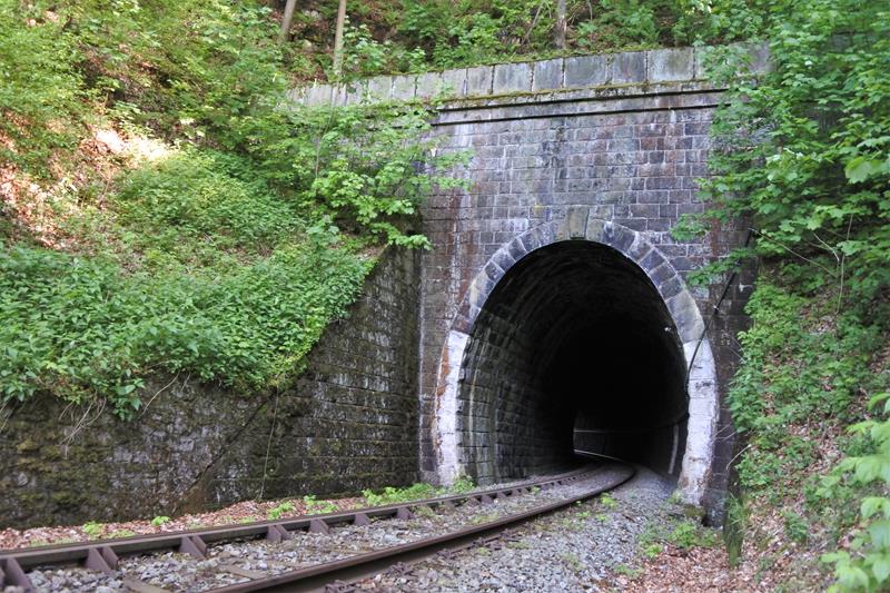 Tunel kolejowy (14).JPG