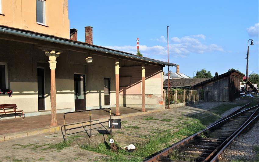 Stacja kolejowa (7).JPG