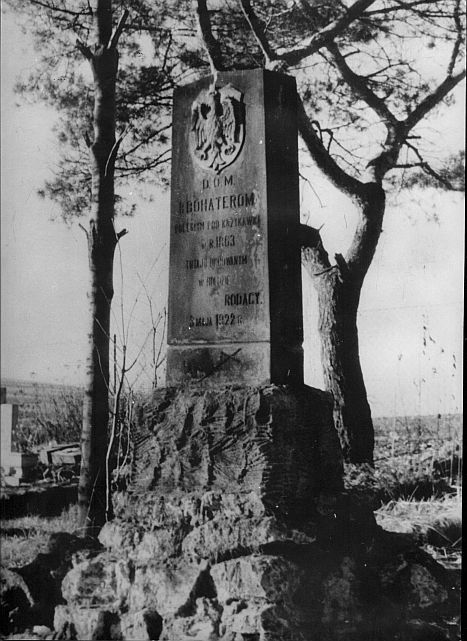 Pomnik - foto z 1922.jpg