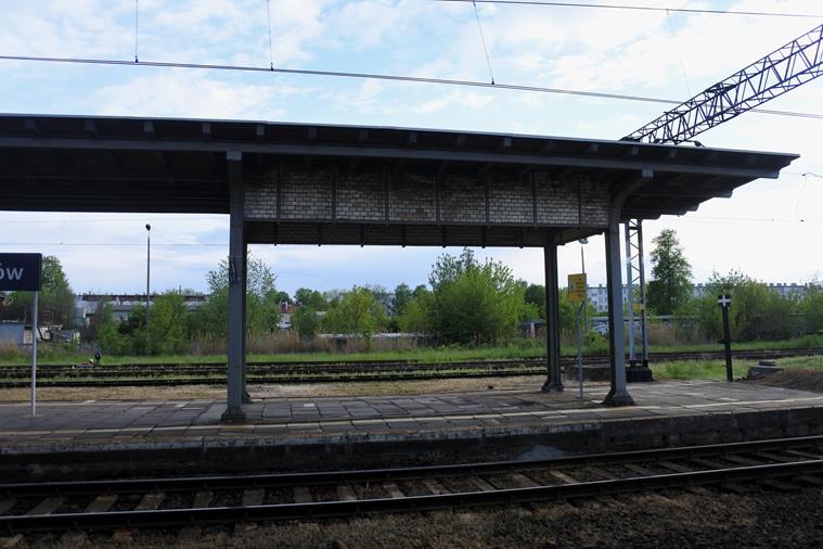 Namysłów - dworzec kolejowy (17).JPG