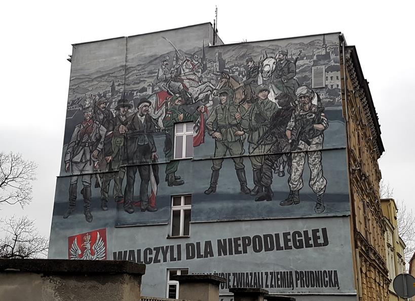 Mural patriotyczny (2).jpg