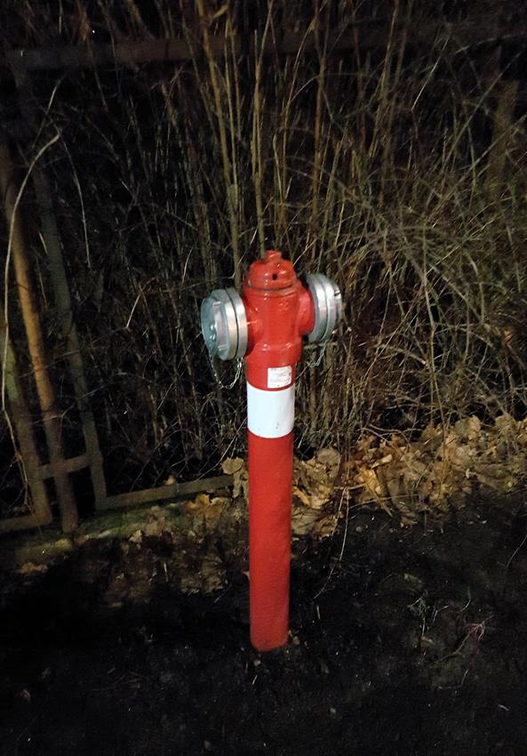 Współczesny hydrant.jpg