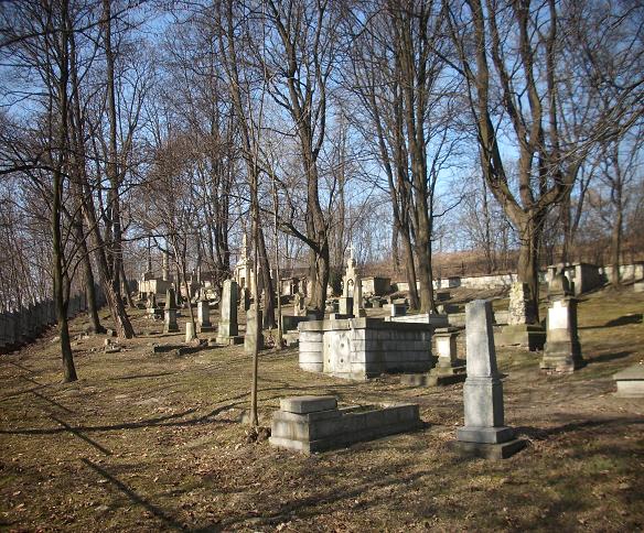 6. Stary Cmentarz w Podgórzu - marzec 2012 r..JPG