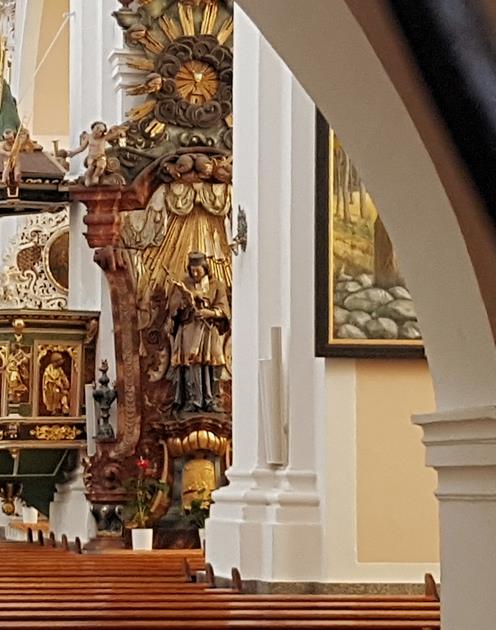 Sobótka - św. Jan Nepomucen w kościele (1).jpg