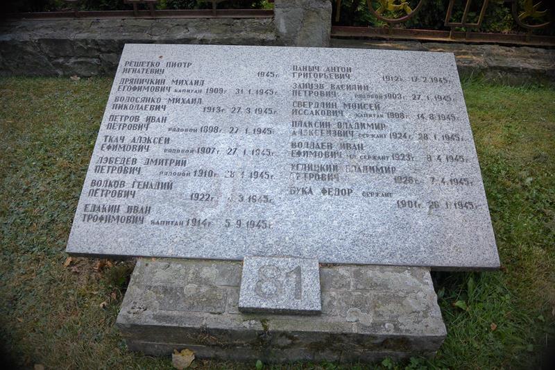 Cmentarz Żołnierzy Armii Czerwonej (16).JPG