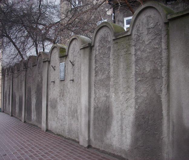 Mur Getta przy Lwowskiej - f.2.JPG