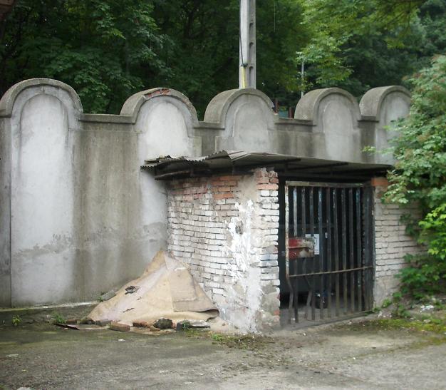 Mur Getta przy Limanowskiego - f.4.JPG