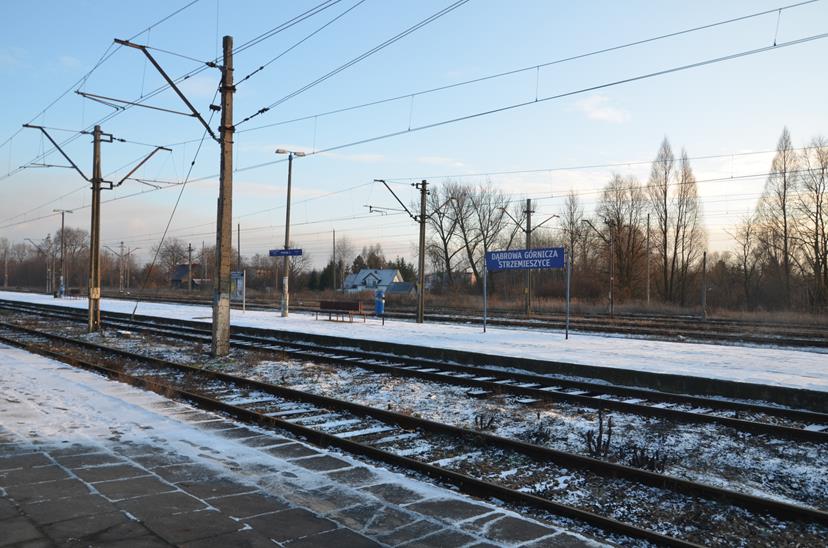 Dworzec w Strzemieszycach Wielkich 16 stycznia 2016 (3).JPG