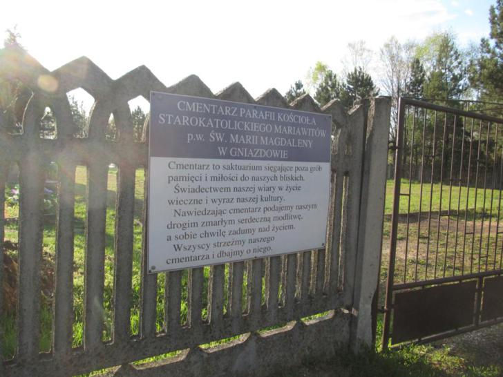Cmentarz mariawitów w Gniazdowie.jpg