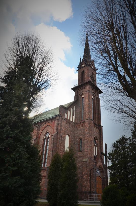 Kościół w Porębie (1).JPG