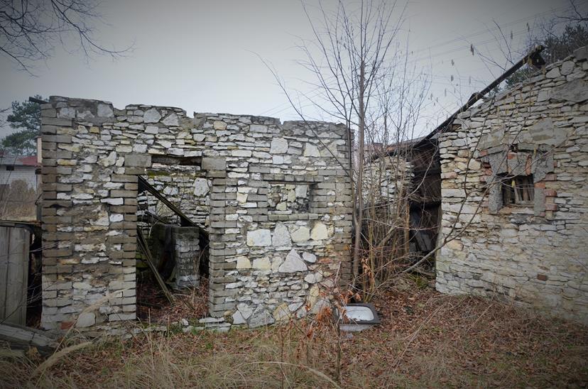 Ruiny domu  (19).JPG