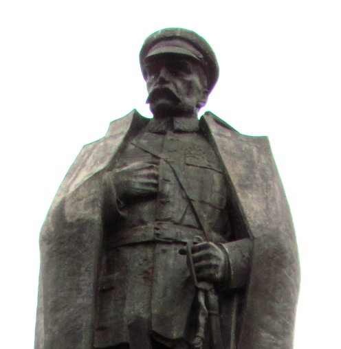 19. Pomnik Piłsudskiego.JPG