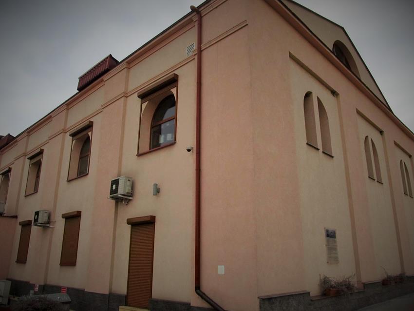 Szczekociny  - synagoga (4).jpg