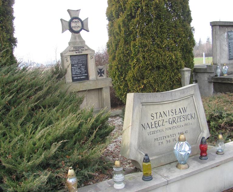 Gdów - cmentarz z II wojny światowej - fot. 1 - 2016 r.JPG