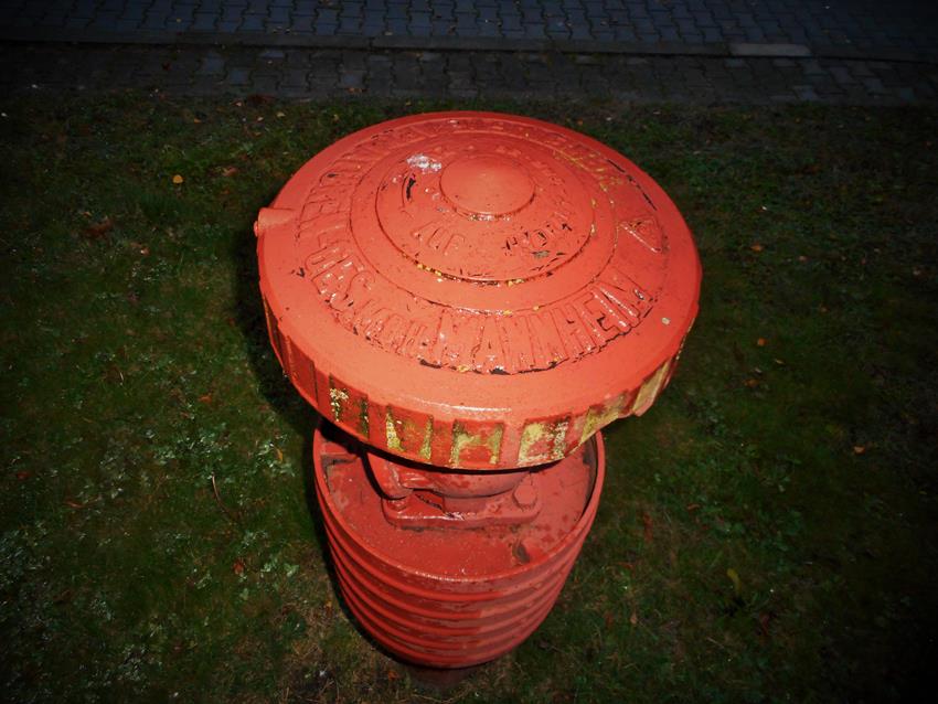 Przemyśl - stary hydrant (2).JPG