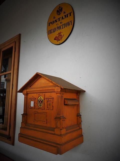 Nowy Sącz - skrzynka pocztowa w Miasteczku Galicyjskim (1).JPG