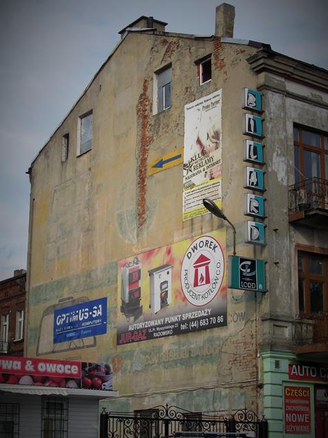 Radomsko - mural z okresu PRL (2).jpg
