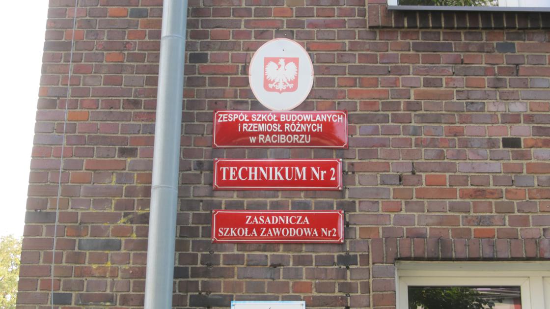 Szkoła przy ulicy Wileńskiej.jpg