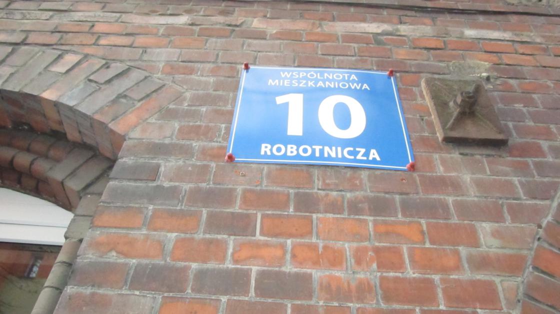 Mysłowice, ul. Robotnicza 10 (1).jpg